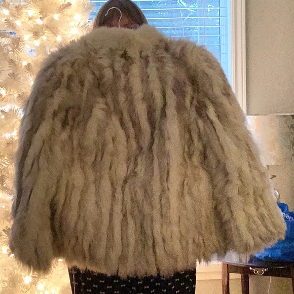 Saga Silver Fox. Vintage Fur Coat size M approximately Old Sz 12 - Picture 2 of 4